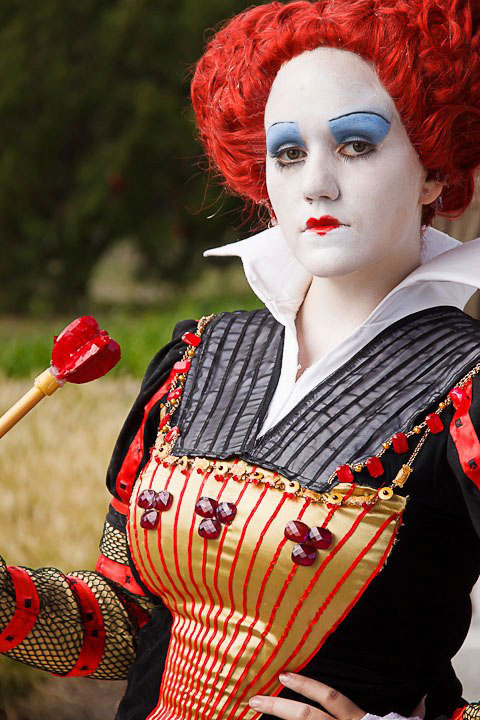 Cosplay Friday: Alice In Wonderland by techgnotic on DeviantArt