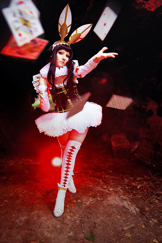 Cosplay Friday: Alice In Wonderland by techgnotic on DeviantArt Cosplay Friday: Alice In Wonderland by techgnotic on DeviantArt