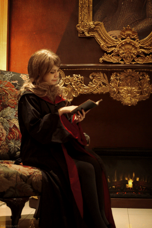 Hermione Studying Gif